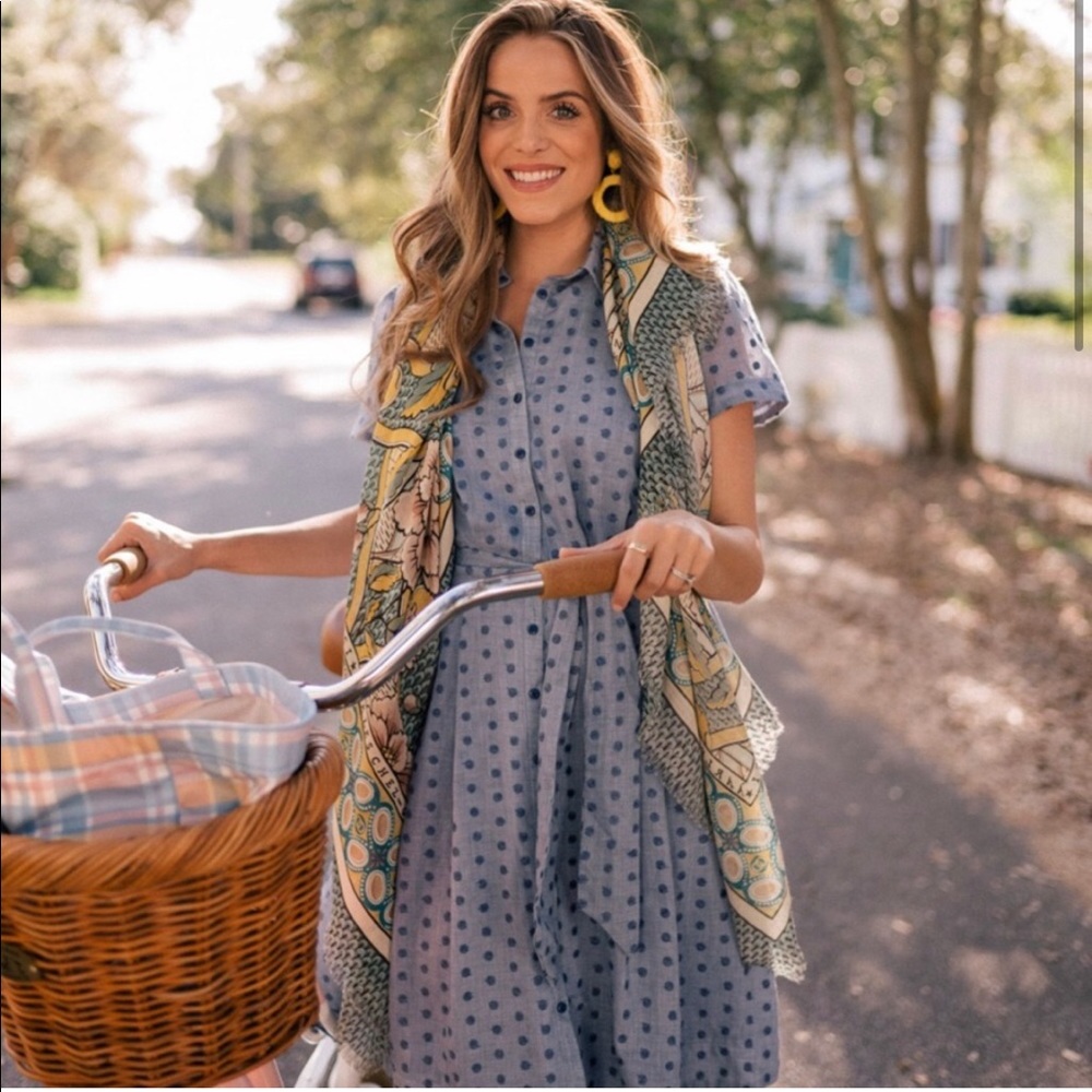 GAL MEETS GLAM Rebecca Blue Chambray Polka Dot tie-waist dress